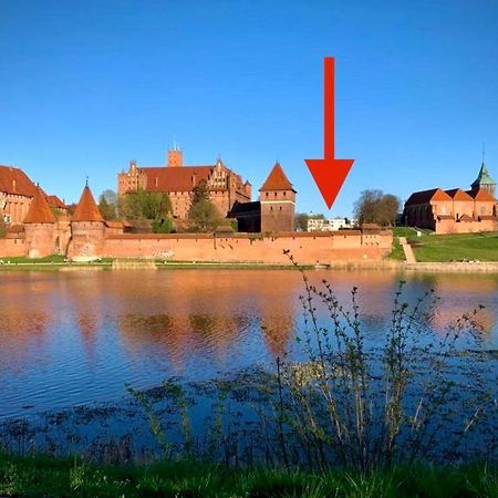 Widok Zamku O Poranku Apartamento Malbork Exterior foto